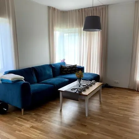 Cozy One Bedroom Appartement *